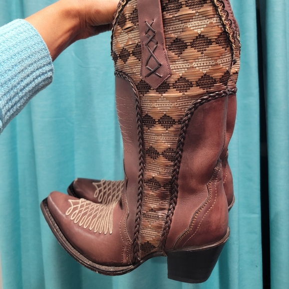 Corral boots - Picture 4 of 6